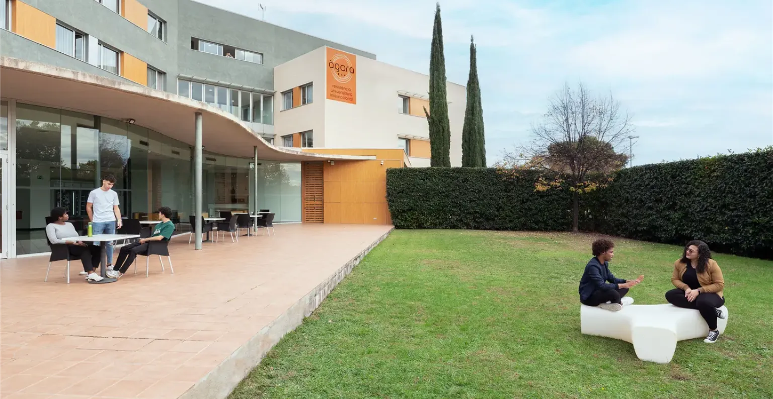 Residencia Universitaria Agora